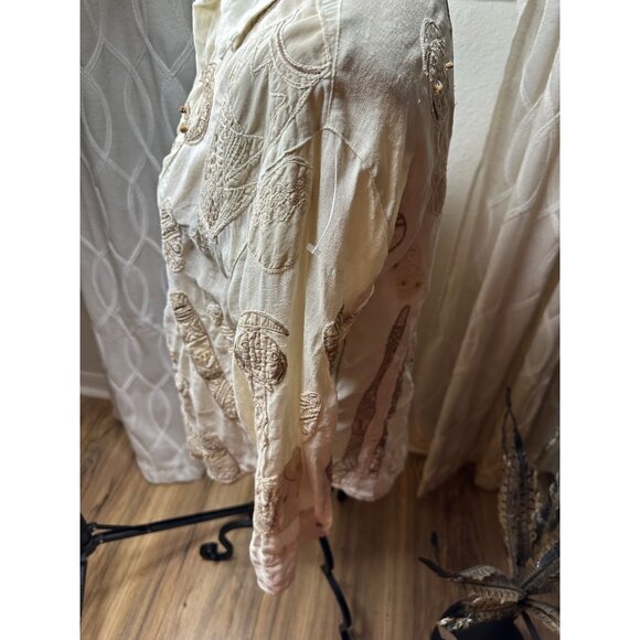 Chicos Womens 2 linen Embroidered Tribal Masks Linen 3/4 Sleeve Button-Up Shirt - Picture 7 of 15